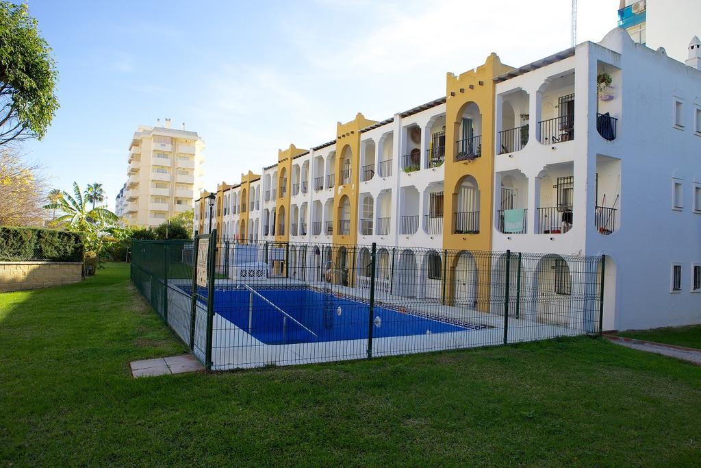 בנאלמדנה Apartamento Andalucia מראה חיצוני תמונה